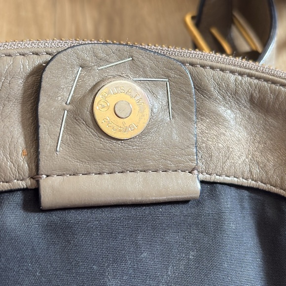 Lot of (2) Marc by Marc Jacobs purses - Picture 7 of 13